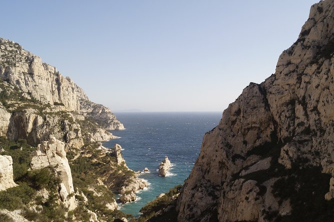 Hiking in the Calanques National park from Marseille - Grande Candelle: chain-assisted steps and the reality check on footing