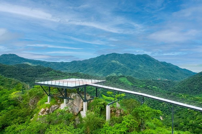Hiking Jorullo Point - The View Moment: Glass Platform and Jurullo Mountain