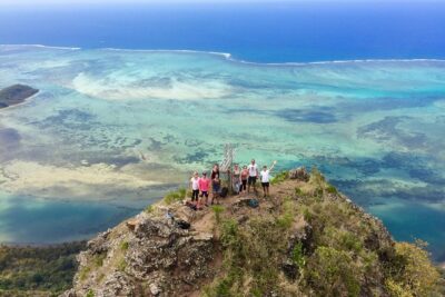 Hiking Le Morne Brabant - The climb itself: steep walking turns into real scrambling