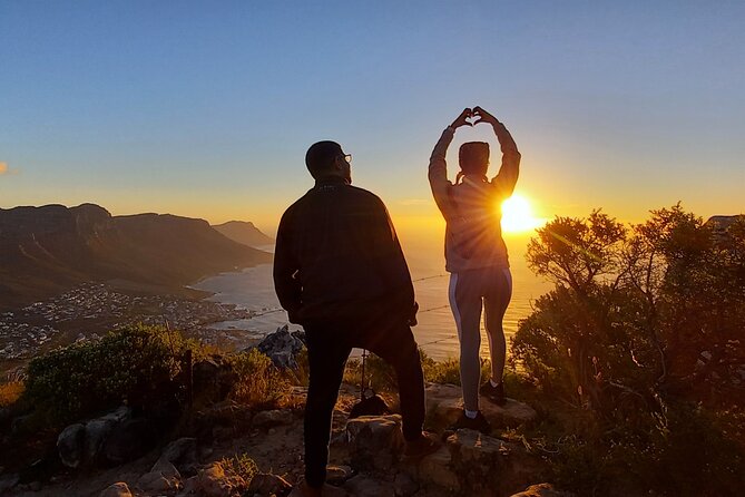 Hiking Lion's Head for Sunrise or Sunset - Fitness, footwear, and what to pack so you don’t hate your life