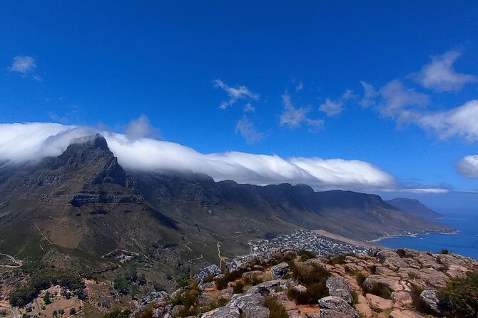 Hiking Lion's Head for Sunrise or Sunset - The summit moment: where 360 degrees becomes real