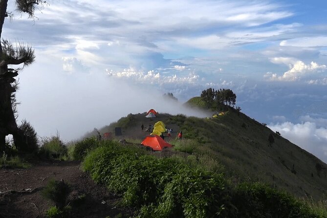 Hiking Rinjani 3 days 2 nights summit - Lake - Day 2 to Day 3: why the lake-to-rim transition matters