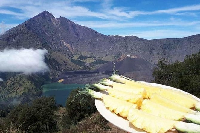 Hiking Rinjani Volcano To Crater rim Senaru 2 Days, Group - Syam Trekker - What you’re really buying: a 2-day challenge with a big view payoff