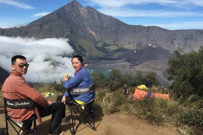 Hiking Rinjani Volcano To Crater rim Senaru 2 Days, Group - Syam Trekker - Day 2: sunrise, rainforest descent, and finishing in Senaru village