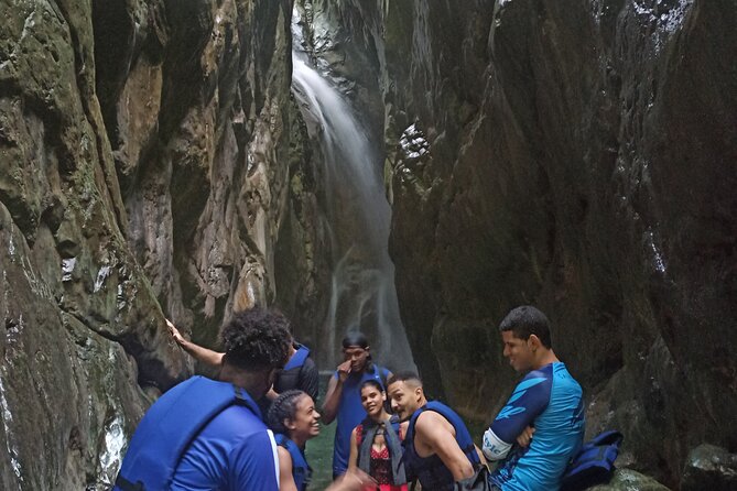 Hiking Tabernacle Thundering Waterfall in Dominican Republic - El Tabernáculo: uphill climbing, river trekking, and waterfall swimming