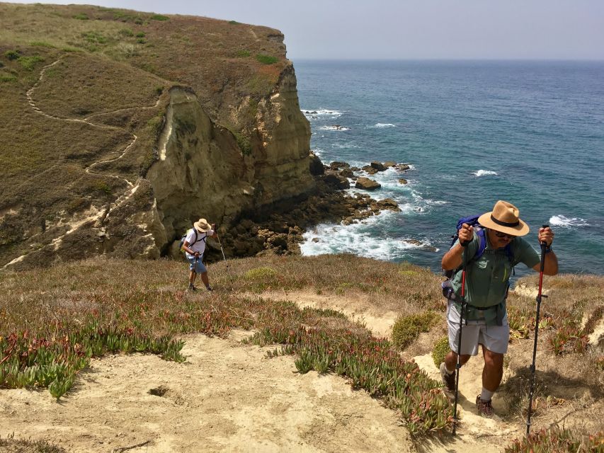 Hiking Tour Along the West Coastline - Areia de Mastro and natural pools: when the hike turns into a recharge