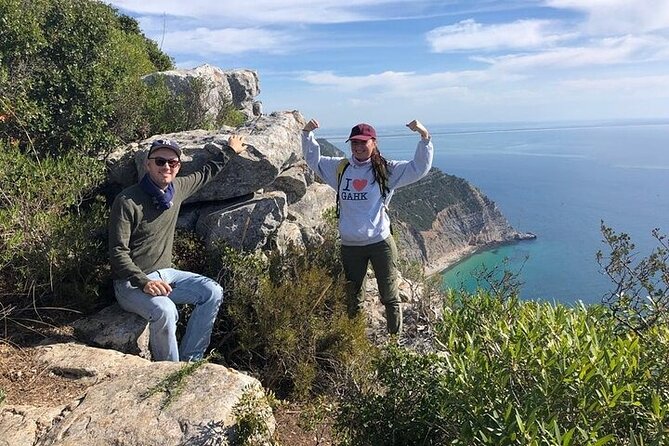 Hiking tour to the highest limestone cliff of continental Europe - The day’s flow: Lisbon-area pickup, remote start, and a long return hike