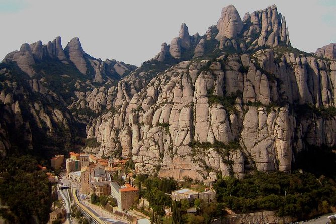 Historical Montserrat Half-Day Hiking Tour from Barcelona - Montserrat Nature Park hike, hermitages, and 360-degree sightlines