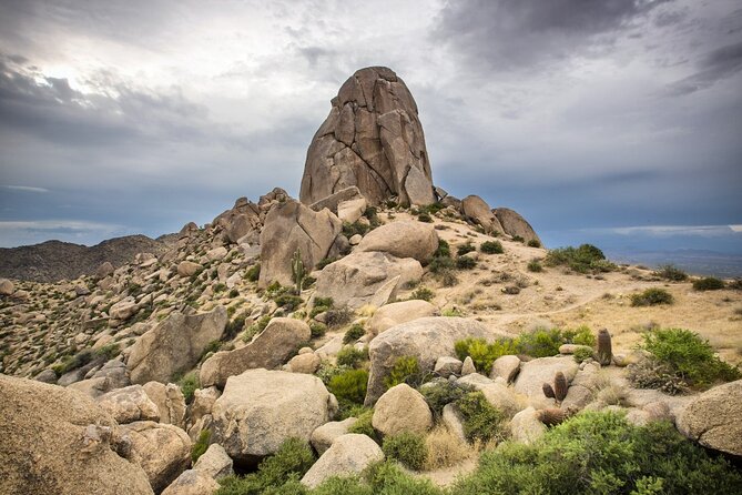 Iconic Tom's Thumb Guided Hiking Adventure in Scottsdale, Arizona - Water, snacks, and weather: the practical stuff that affects your comfort