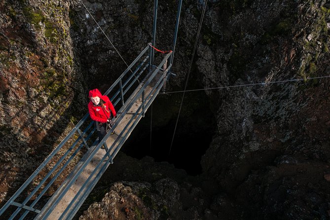 Inside the Volcano: Small-Group Tour and Lava Field Hike - Key things I’d bet on before you book