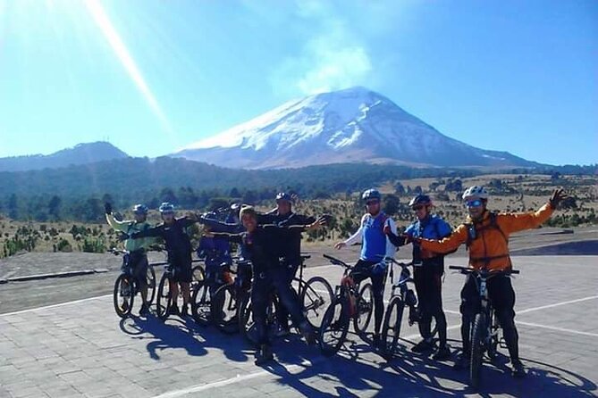 Iztaccihuatl Volcano Hike with an Alpinist - A High-Altitude Day You Can Actually Plan