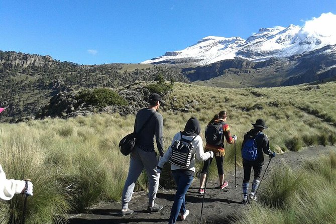 Iztaccihuatl Volcano Hike with an Alpinist - What’s Included, What Isn’t, and How That Changes Your Prep