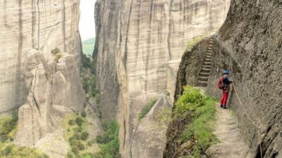 Kastraki: Meteora Via Cordata Hiking Tour to the Great Saint - Meet at Qastiro Meteora and Get Set Up Properly