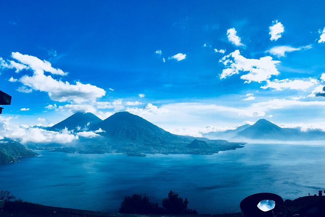 Kayak and Hike Adventure Tour from Panajachel in Guatemala - The big moment: cliff jumping without the chaos