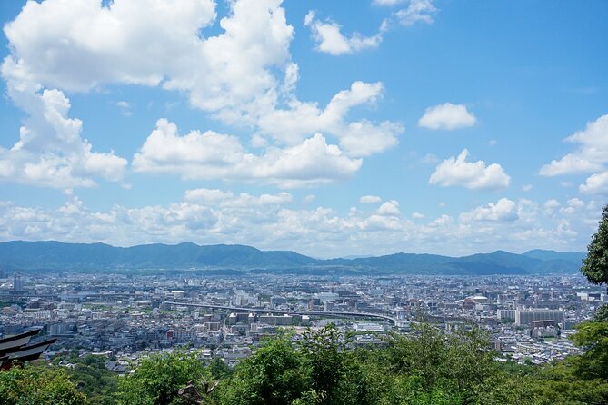 Kyoto: Fushimi Inari Hidden Hike (Private) - The quiet Mt. Inari hike: Shinto explanations on the trails