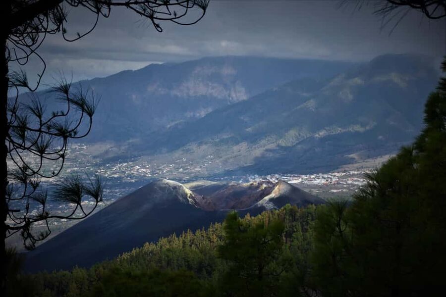 La Palma: Tajogaite Volcano Guided Hike - Meeting at RhBuggy: timing, location, and getting ready