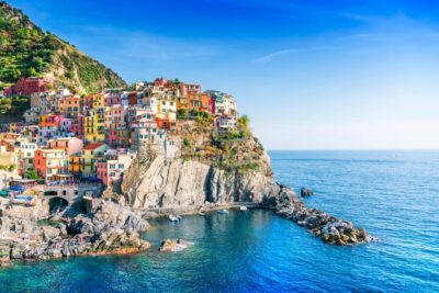 La Spezia: Cinque Terre Guided Hiking Tour - The Manarola to Corniglia hike: vineyards, steep steps, and sea views