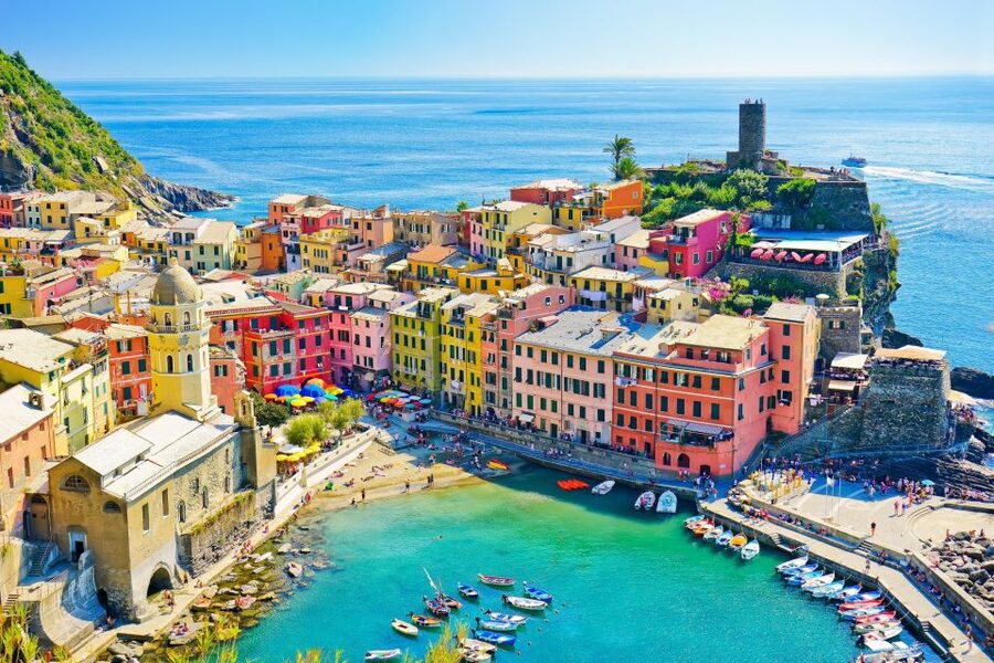 La Spezia: Cinque Terre Guided Hiking Tour - Train hopping, Wi-Fi, and the Cinque Terre Card: the “logistics that save your day”