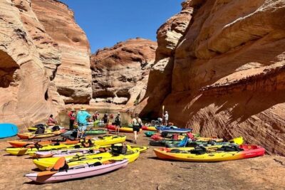 Lake Powell Kayak and Water Antelope Canyon Hike Guided Tour - Water Antelope Canyon by boat: The 1-hour hike you’ll remember