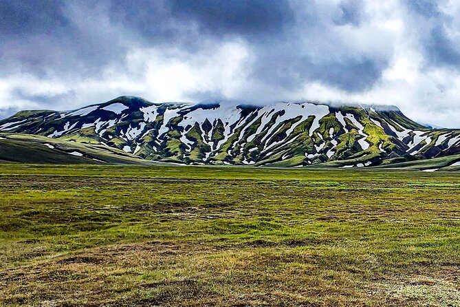 Landmannalaugar, Hekla, Sigoldugljufur 4x4 tour with Hiking - Ljótipollur Lake: The Maar Crater With Ugly-Pond Energy