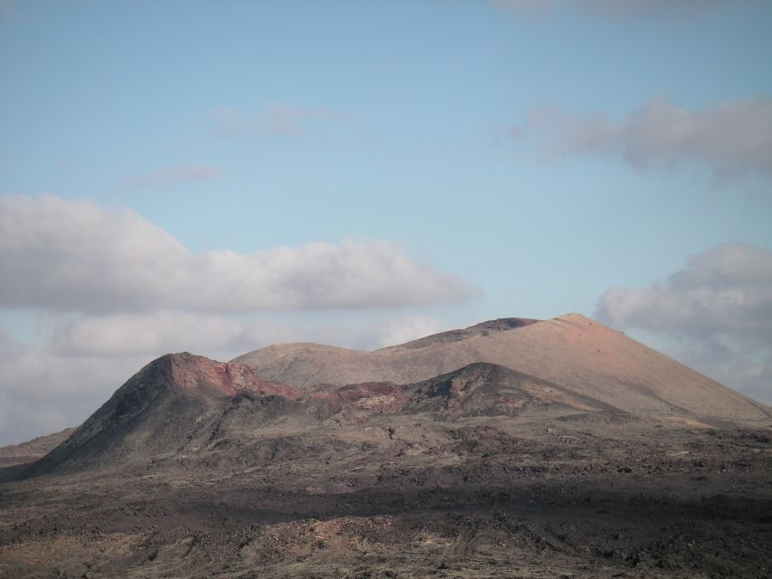 Lanzarote: Guided Volcano Hike with Transfers - What’s included: snacks, water, and the small comforts that help