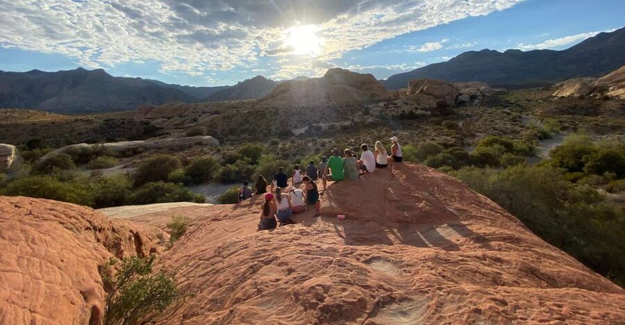 Las Vegas: Sunset Hike and Photography Tour Near Red Rock - Red Rock at sunset: why this beats another Vegas evening