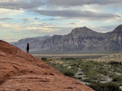 Las Vegas: Sunset Hike and Photography Tour Near Red Rock - Optional Seven Magic Mountains: the 30-foot stacks by Ugo Rondinone