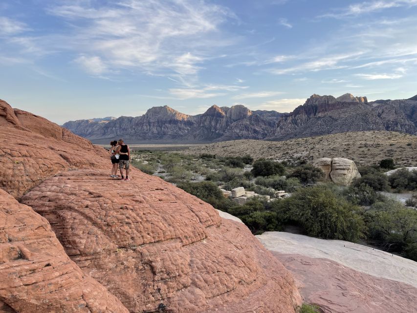 Las Vegas: Sunset Hike and Photography Tour Near Red Rock - Blue Diamond Road and SR 159: the viewpoint stops that make the desert click