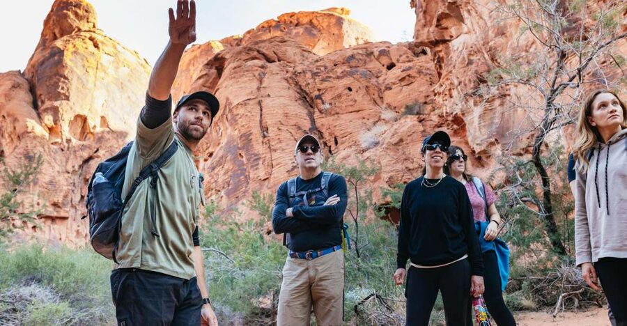 Las Vegas: Valley of Fire Guided Hike with Drinks and Snacks - Choosing Easy, Moderate, or Difficult Without Guessing Wrong
