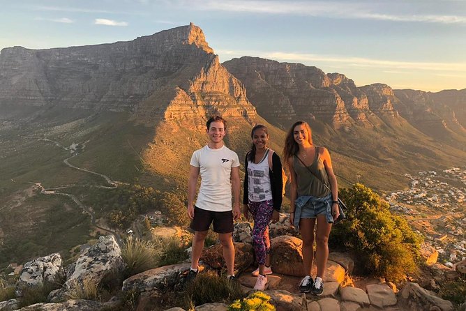 Lion's Head Hike for Sunrise - Safety briefing and night navigation on the trail