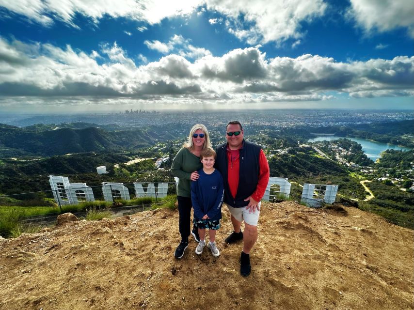 Los Angeles: Front & Back of Hollywood Sign Hike Guided Tour - Starting at 6298 Innsdale Trl: finding your group without stress