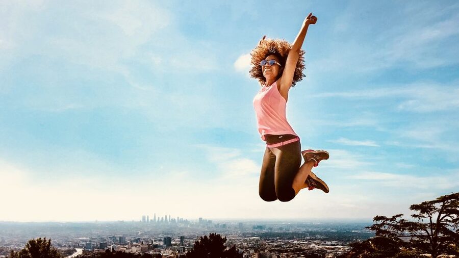 Los Angeles: Griffith Observatory Guided Hike/Walking Tour - Charlie Turner Trailhead: scenic walking with photo stops