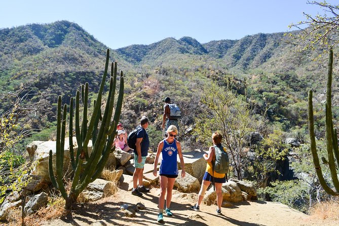 Los Cabos: Hiking at the Fox Canyon with Waterfall - What to pack: the small list that keeps the day comfortable
