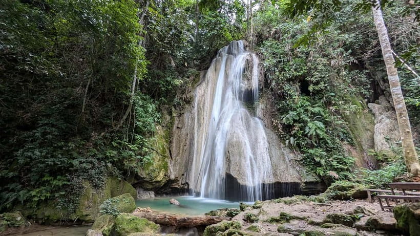 Luang Prabang to Nong Khiaw: River Cruise, Hike & Waterfall - Pickup in Luang Prabang and the van ride you should plan for