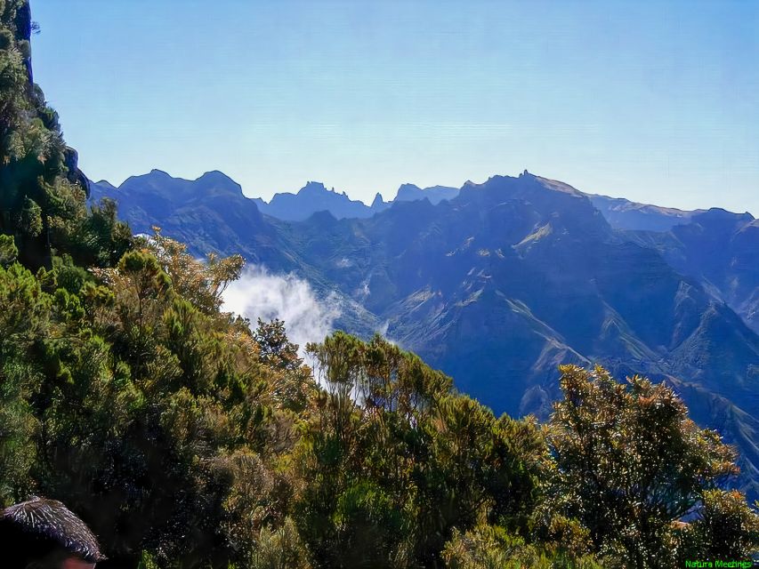 Madeira: Pico Arieiro to Pico Ruivo Hike - The quick stops that still matter: viewpoints, the highest-air moment, and coffee