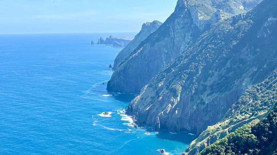 Madeira Stairway to Heaven to Larano Hike Mountain to Sea - Van and electric-car rides: how the day stays efficient
