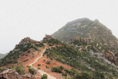 Madeira: Sunrise at Pico do Arieiro & Hike Larano trail - Pico do Arieiro sunrise: the payoff and the reality check