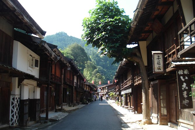 Magome & Tsumago Nakasendo Trail Day Hike with Government-Licensed Guide - When to go: winter is out, and the rest is your choice
