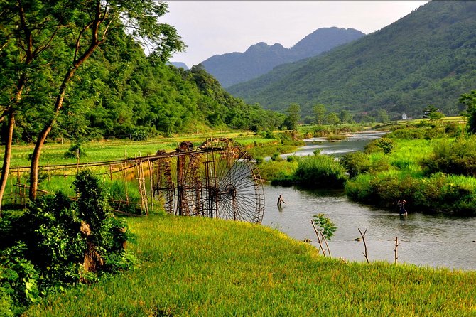 Mai Chau Private Day Tour: Hiking & Biking in Pristine Landscapes - Hanoi pickup and the drive to Thung Khe Pass