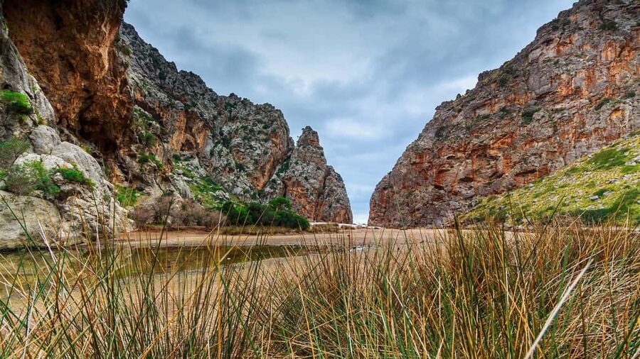 Mallorca: Guided Torrent de Pareís Hike (5 Hours) - Torrent de Pareis feels like a canyon test (in the best way)