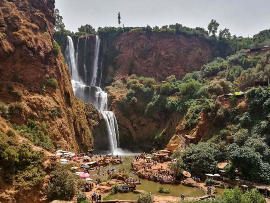 Marrakesh: Ouzoud Waterfalls Trip with Hike & Boat Option - Lunch by the Falls: How to Eat Well Without Planning a Thing