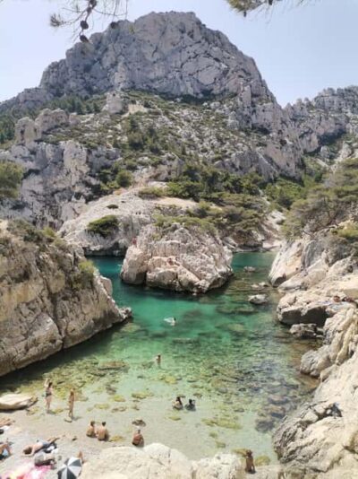 Marseille: Calanques National Park Guided Hike with Picnic - Getting to Luminy: the simple start at 8h55