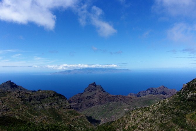 Masca from above - What’s included, what’s on you