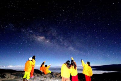 MaunaKea Summit SUNSET and Star Tour with Photo - The drive: 4x4 van time and why the timing matters
