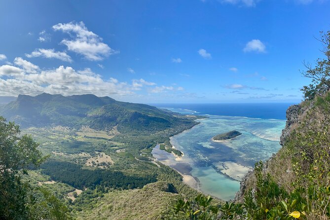 Mauritius: Le Morne: Intimate Hike Away from the Crowd - Vanessa as Your Guide: Safety, Pace, and Photo Proof