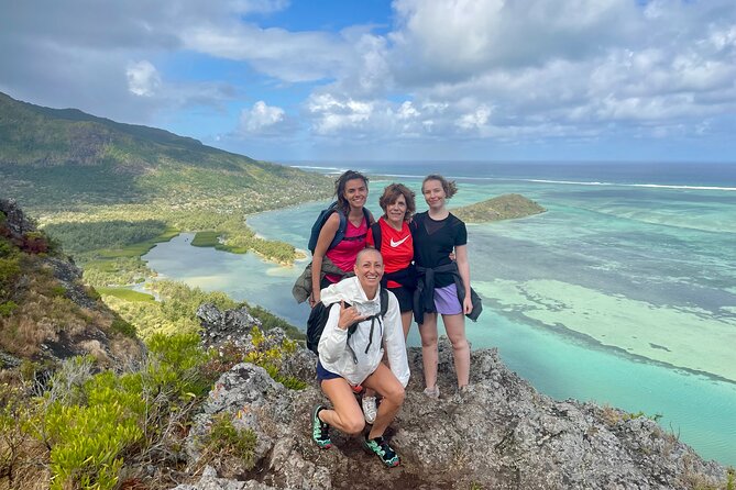 Mauritius: Le Morne: Intimate Hike Away from the Crowd - The Steep Scramble: How the 69 m Section Works