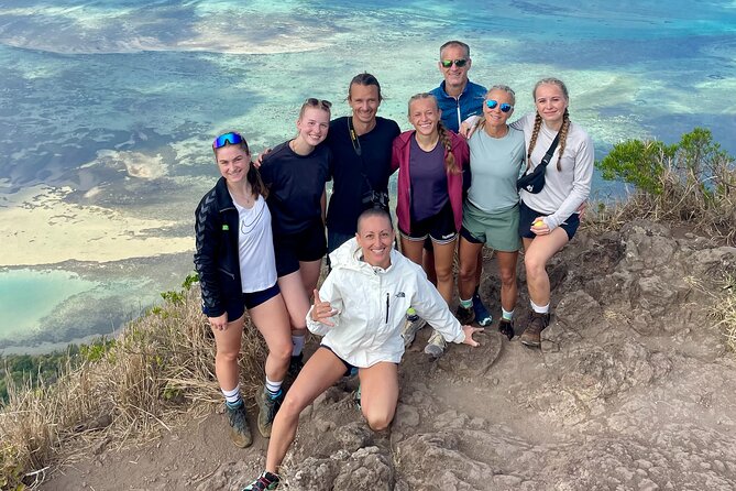Mauritius: Le Morne: Intimate Hike Away from the Crowd - Summit Moment: 20 Minutes That Actually Mean Something