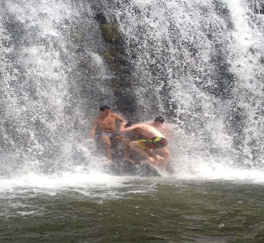 Mauritius: Tamarind Falls Guided Hike with Swim and Lunch - Getting to Henrietta Bus Station and meeting your guide