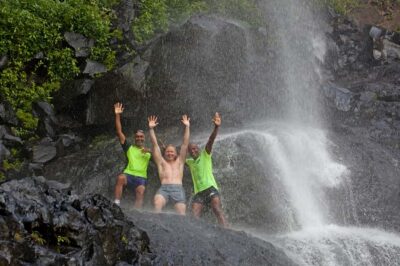 Mauritius: The Iconic Waterfalls hike + Mauritian picnic - Meet your guide at the bus station (and why it matters)
