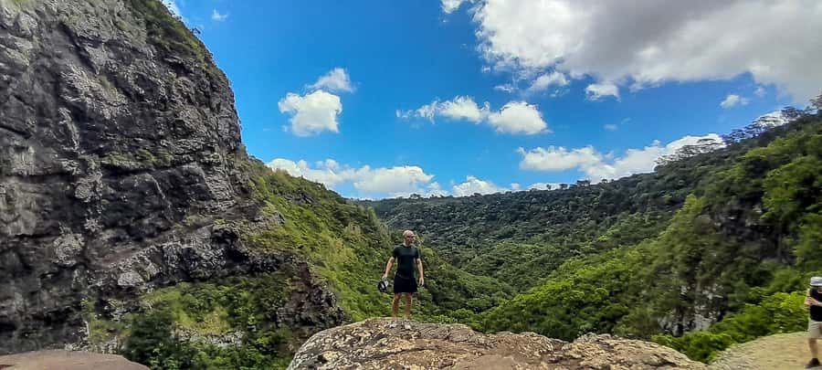 Mauritius: The Iconic Waterfalls hike + Mauritian picnic - Price and logistics: is $59 per person good value?